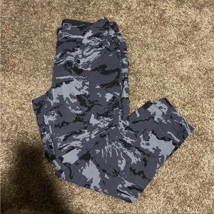 Mountain hardware pants